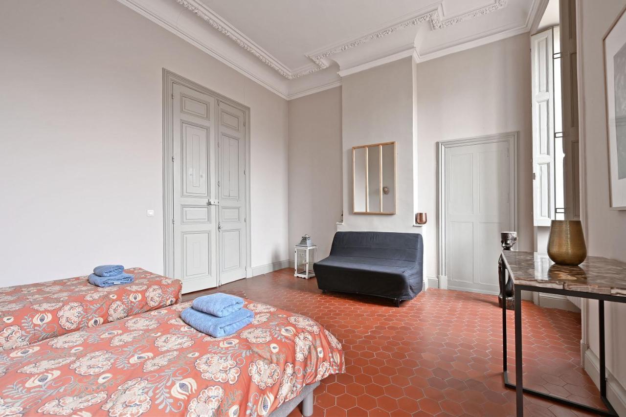 Le Vieux Sextier - Ac Clim - Lumineux - Wifi - Hypercentre Apartment Avignon Exterior photo
